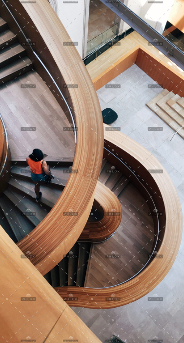 demo attachment 9 stephen di donato 119071 unsplash min